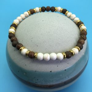 Howlite And Wood Anklet