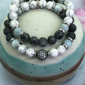 Howlite and Labradorite Bracelet