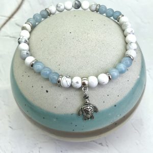 Aquamarine And Howlite Anklet With Turtle Charm