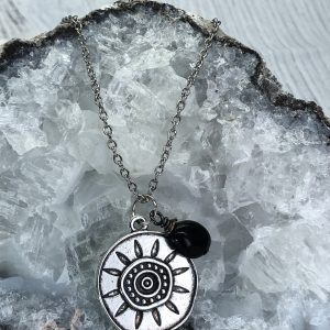 Sun-Daze Onyx Necklace