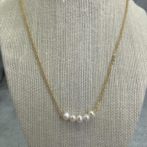 Freshwater White Pearl Necklace